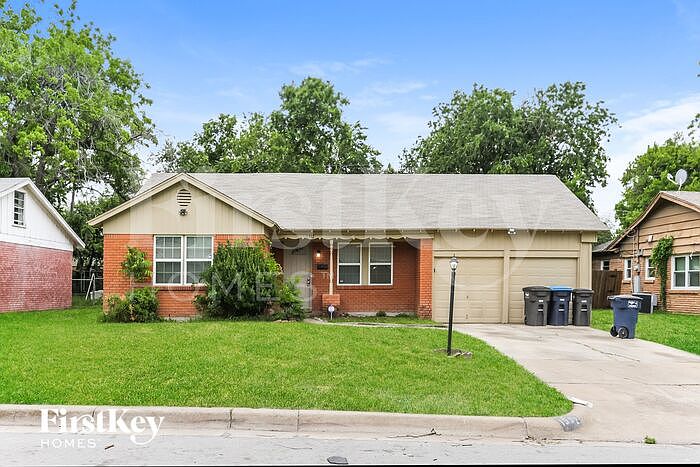 1st image of 1532 Milmo Dr