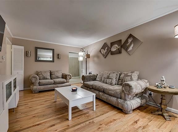 2nd image of 10618 Dunaway Dr