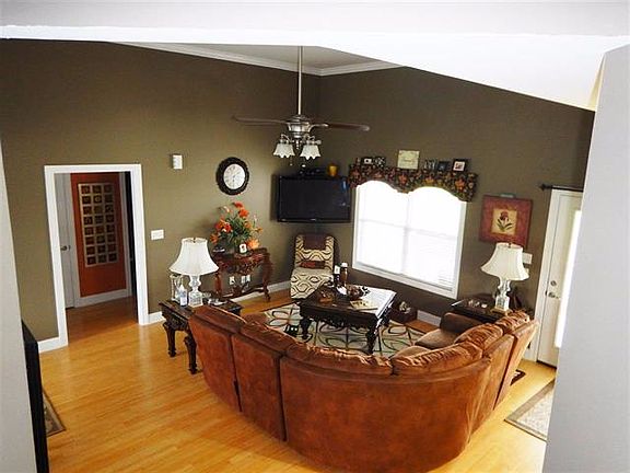 5th image of 195 Seattle Slew Ln