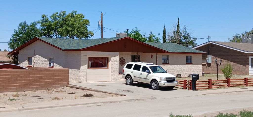 2505 Cornell Ave - Property Image