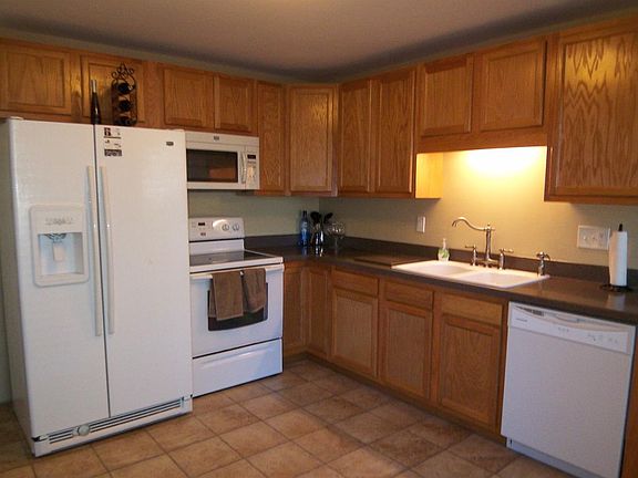 5th image of 2 Old Duxbury Ct #26