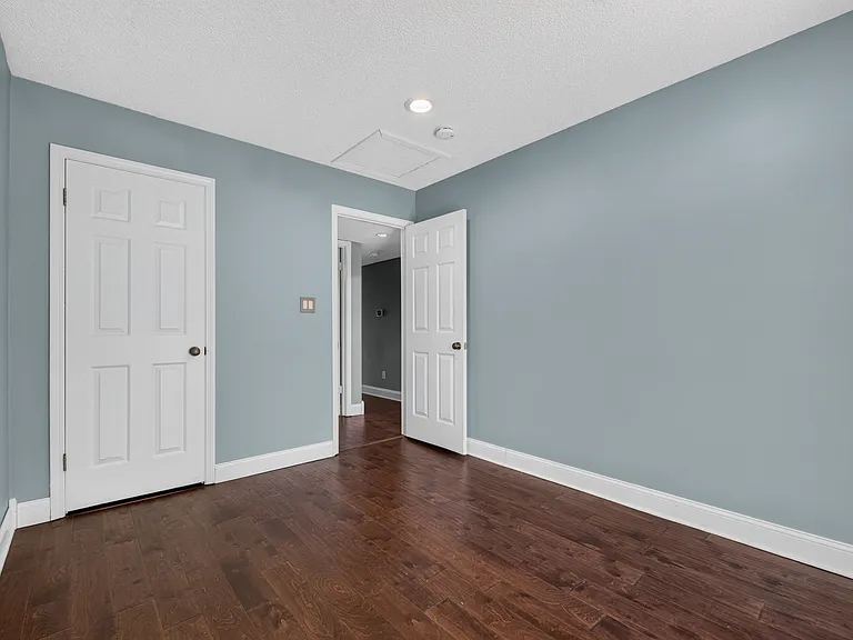 8955 Wrenwood Ln — Photo 14