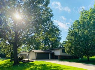 103 Walnut St, Damiansville, IL 62215