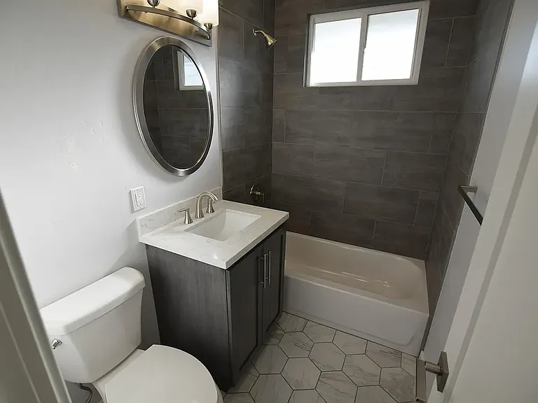 4560 Felton St — Photo 7