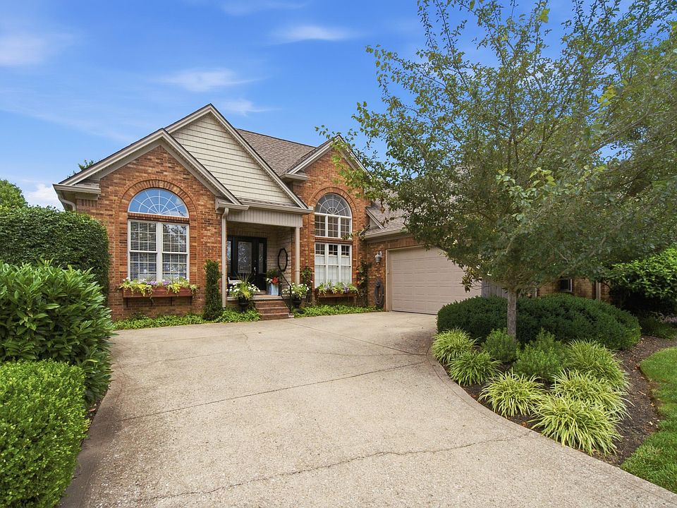 1st image of 148 Cherry Hill Dr
