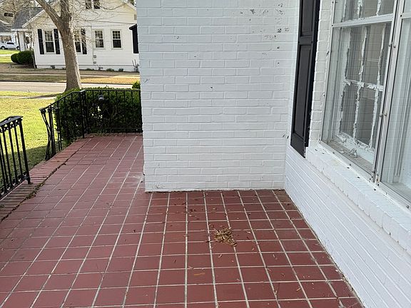 3rd image of 515 Engram St