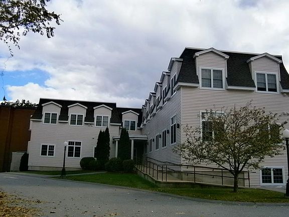 2nd image of 46 Ashford St Unit 5