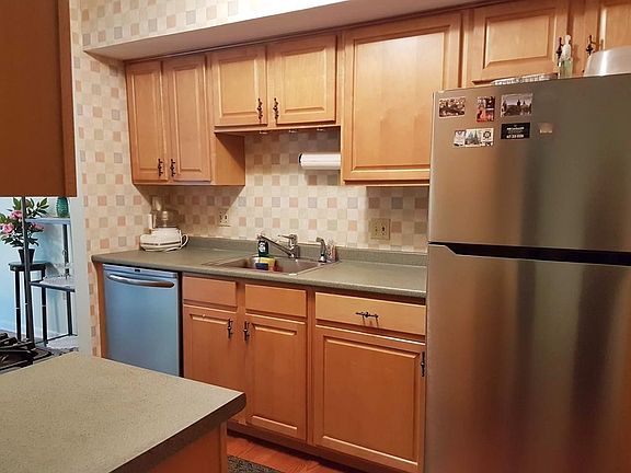 2nd image of 155 Greenbrook Dr #155
