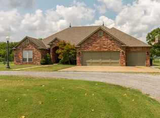9728 S 431st Rd, Chouteau, OK 74337