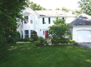 9 Paula Ct, Brick, NJ 08724