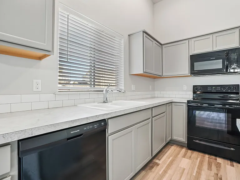17806 N Pegram Way — Photo 16
