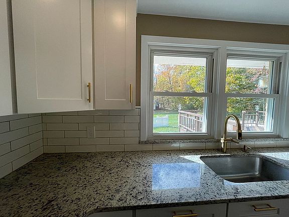 5th image of 2722 Old Bethlehem Pike