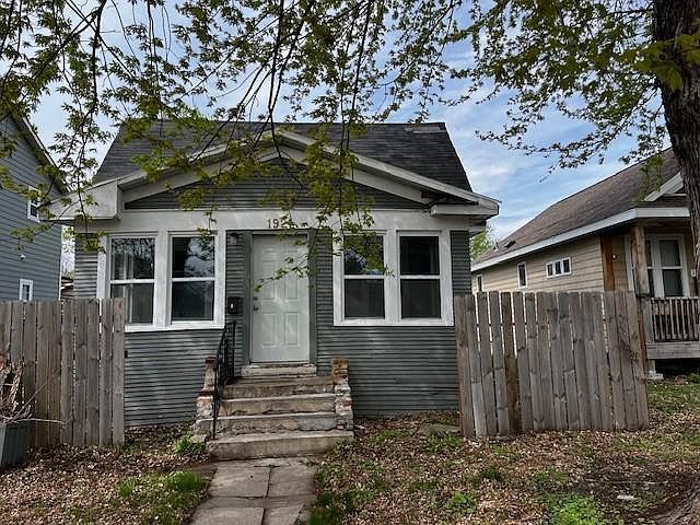 1st image of 1921 Queen Ave N