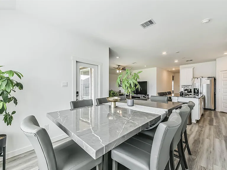 2621 Mackinac Bay Dr — Photo 17
