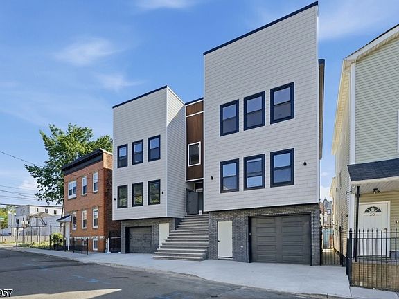 2nd image of 26 Parkhurst St