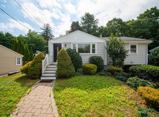 268 Lexington St, Woburn, MA 01801