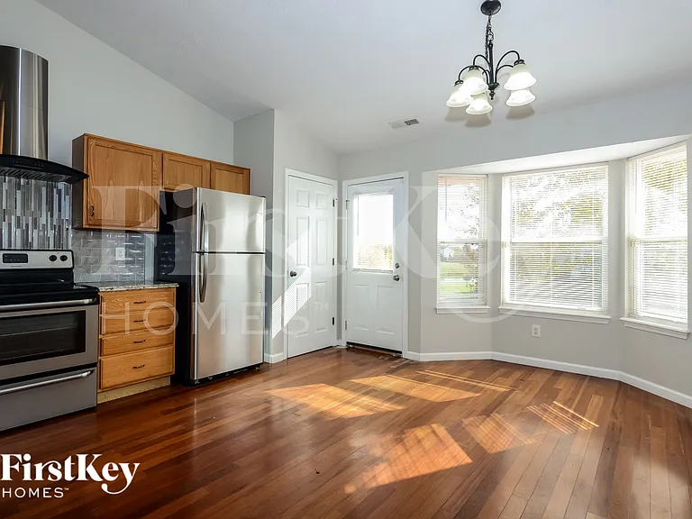 3107 Crestwell Dr — Photo 5