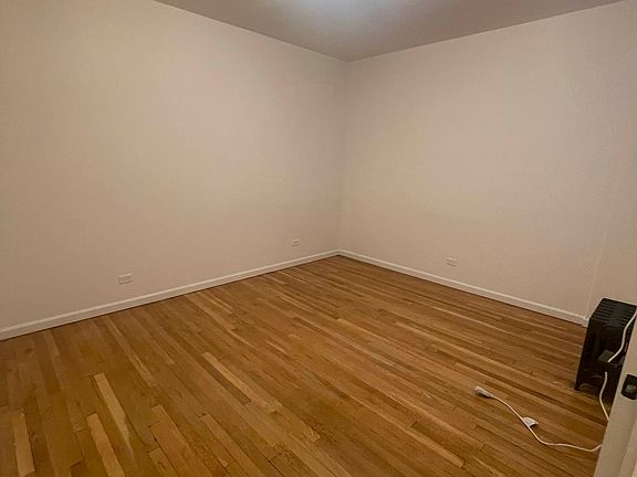 4th image of 31-21 29th St #2