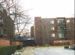 2200 Bouterse Ave #406D, Park Ridge, IL 60068