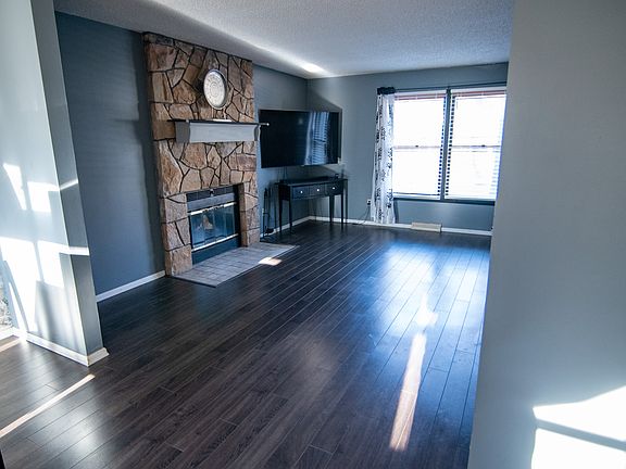 Kitchen Into Living Room into View