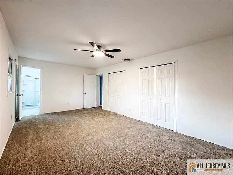 742 Grove Ave — Photo 41