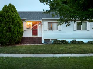 1312 W 22nd St, Kearney, NE 68845