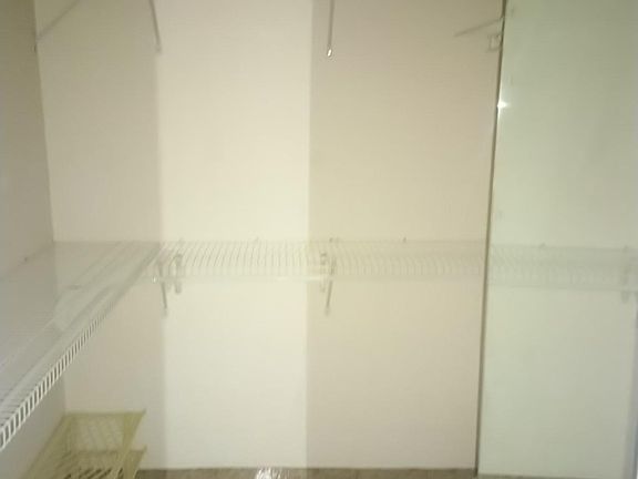3rd image of 319 Northwest Blvd #1