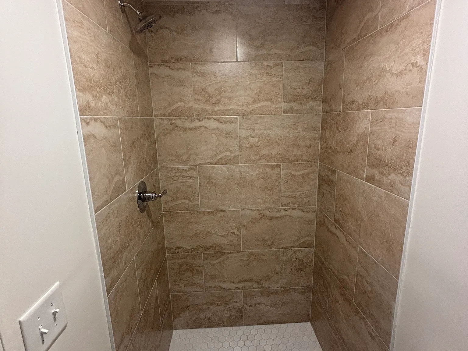 3 bed, 1800 sqft, $1,300 — Photo 4