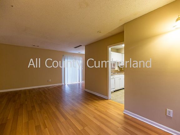 3rd image of 5005 Hawthorne Ct SE APT 2