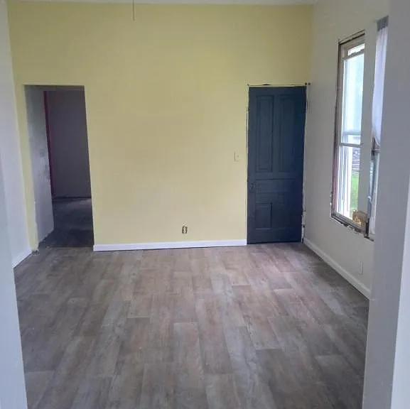526 Fairholm Ave — Photo 6