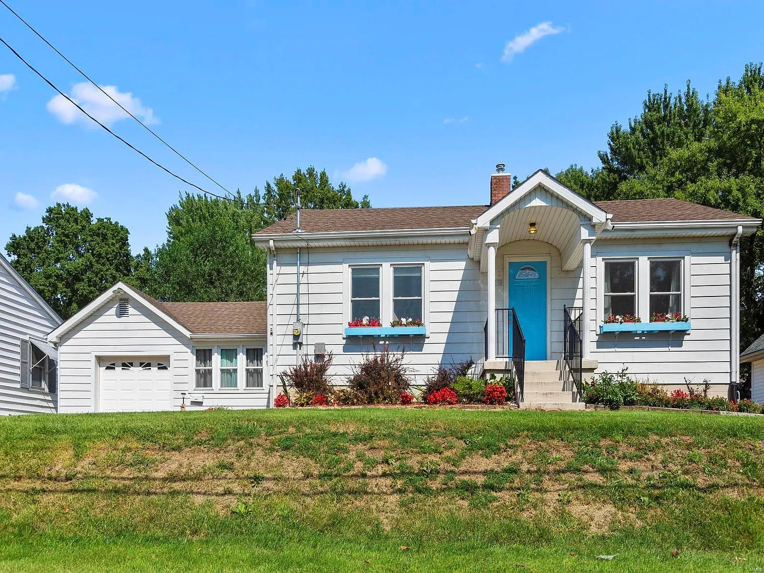 218 S Riebeling St photo 1