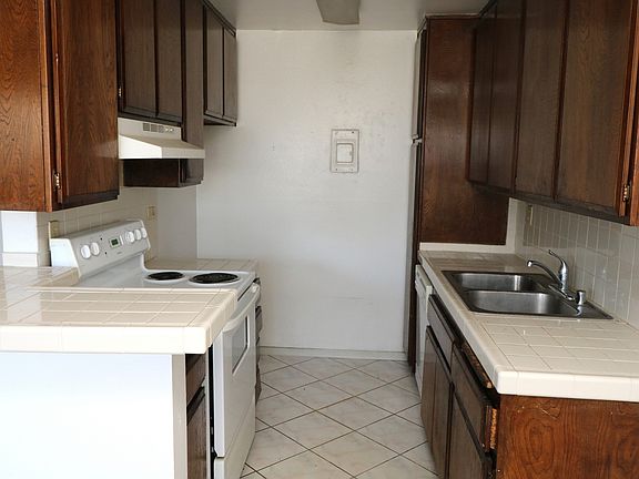 5th image of 2300 S Hacienda Blvd APT B6