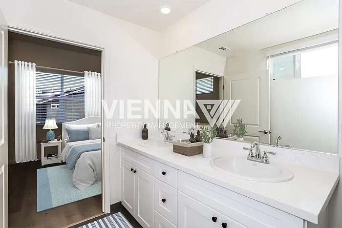 8086 Quiet Knolls Dr — Photo 31