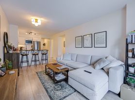 50 Lynn Williams St