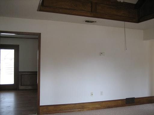 4th image of 4207 MILLSTEAD DR