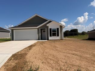 803 W Meason Ave, Nixa, MO 65714