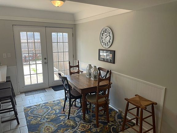 3rd image of 1898 Poplar Woods Cir E APT 5