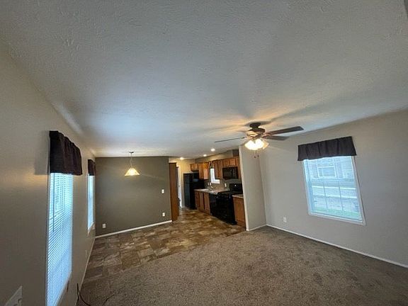 2nd image of 516 Courtland Ln #52