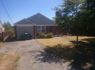 10312 11th Ave NW, Seattle, WA 98177