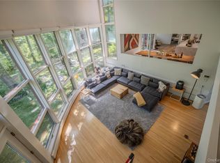 215 Lane Gate Rd, Cold Spring, NY 10516