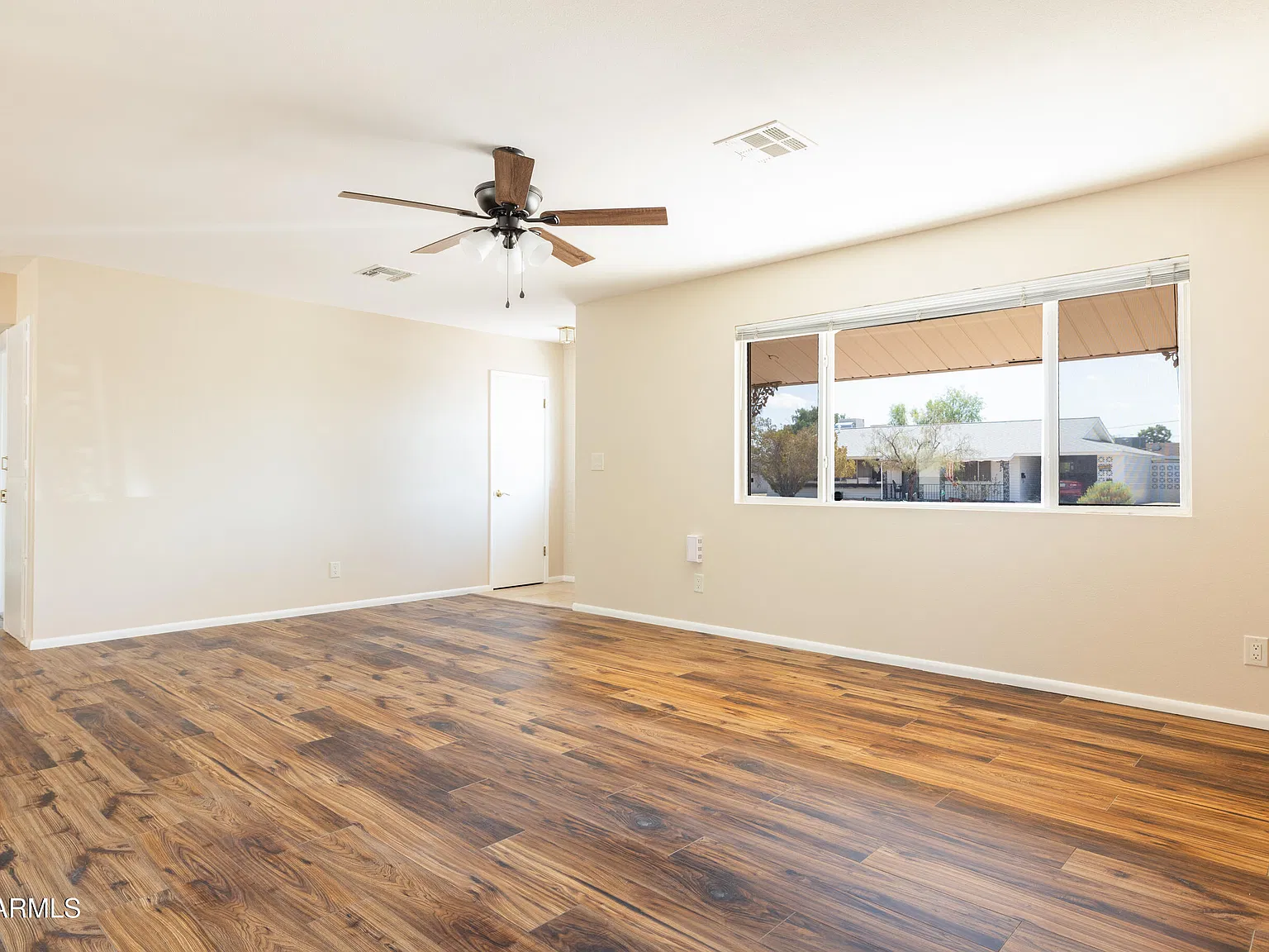 3 bed, 2.0 bath, 1536 sqft, $1,825 — Photo 4