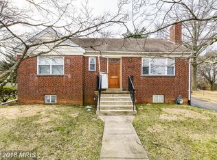 5828 Little Falls Rd, Arlington, VA 22207