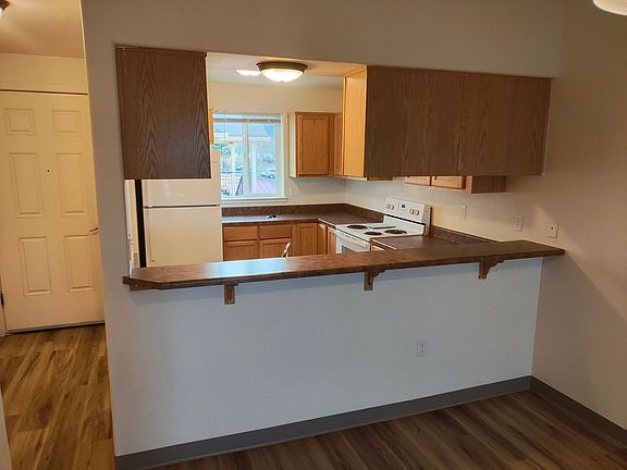 3rd image of 1972 Homeview Dr #1996-14