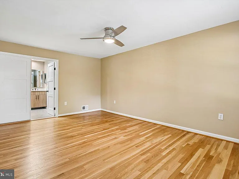 1710 Chesterford Way — Photo 26
