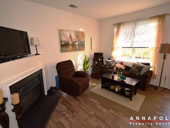4th image of 98 Harbour Heights Dr