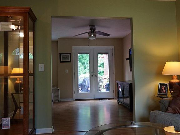 2nd image of 60 Hamlin Dr