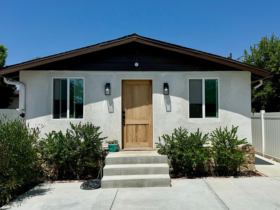 1st image of 6843 Hanna Ave