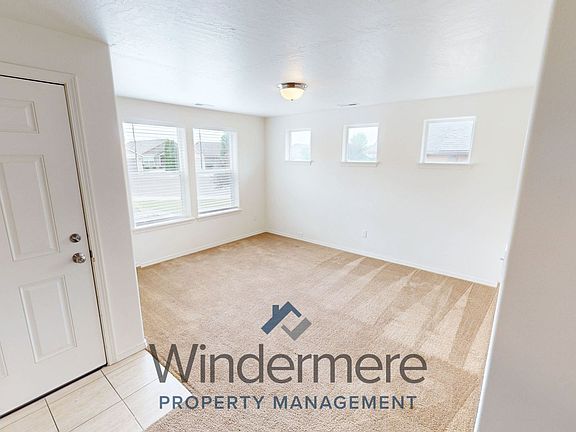 5th image of 217 Marjorie Pl