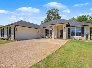 112 Farley Rd, Byhalia, MS 38611