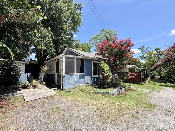 6 Leita Ln, Asheville, NC 28806